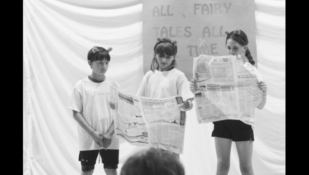 The three little pigs look for a new place to live after getting kicked out... then decide to build their own homes! Witten Geigle, Coy McKenzie, and Macyn Miller.